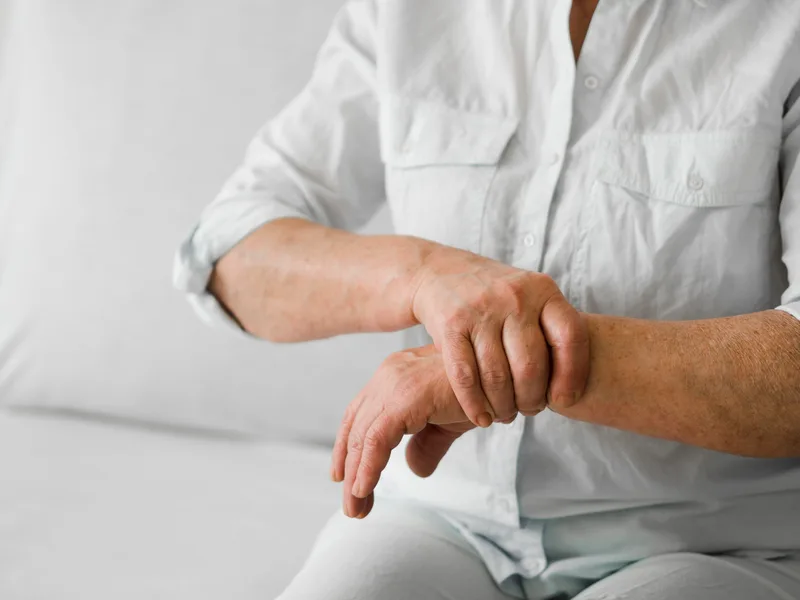 Chiropractic care for carpal tunnel syndrome at Bluebonnet Chiropractic in Denver