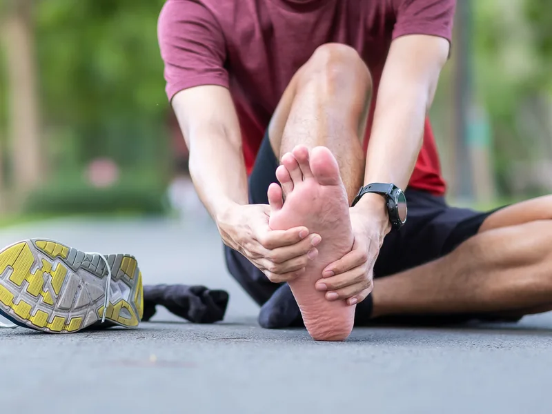 Bluebonnet Chiropractic treating plantar fasciitis in Denver