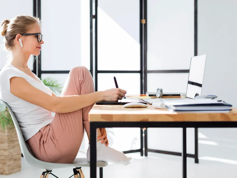 Bluebonnet Chiropractic treating poor posture in Denver